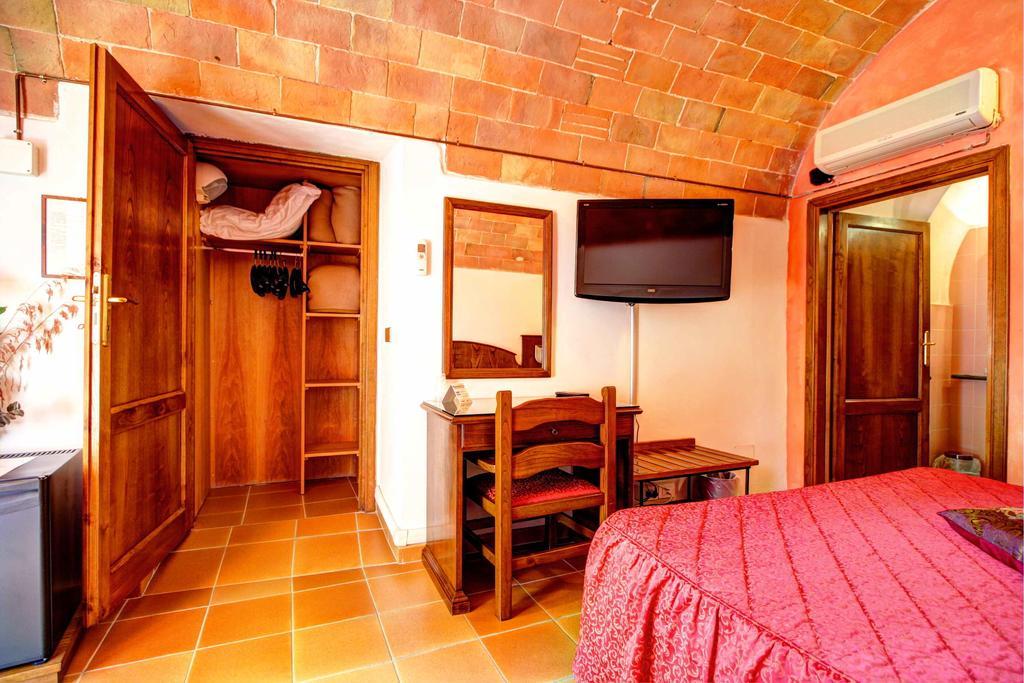 Hotel Residence Villa Rioddi Volterra Kültér fotó