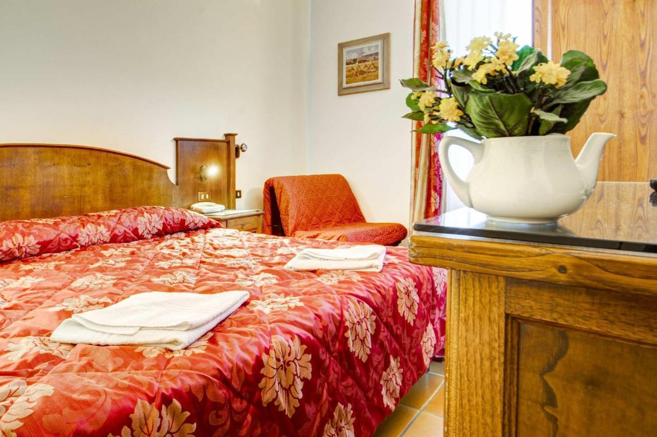 Hotel Residence Villa Rioddi Volterra Kültér fotó